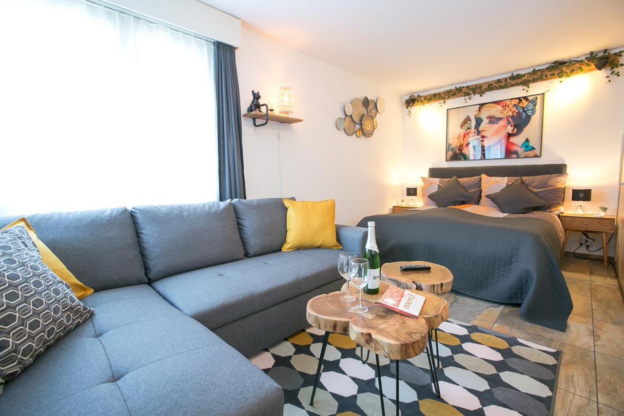 Spirit Apartments - Studio 2 - Kueche - Parkplatz Engelberg Kültér fotó