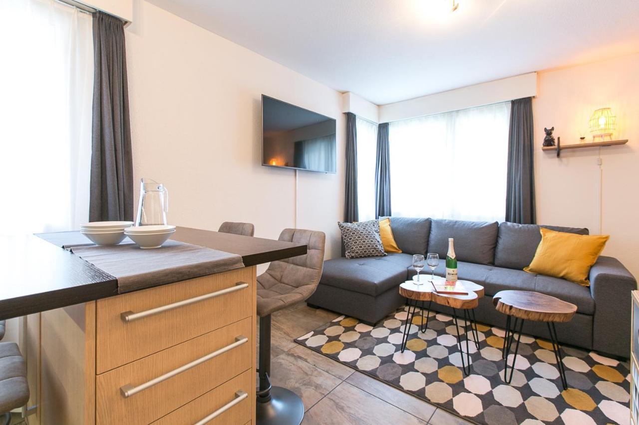 Spirit Apartments - Studio 2 - Kueche - Parkplatz Engelberg Kültér fotó