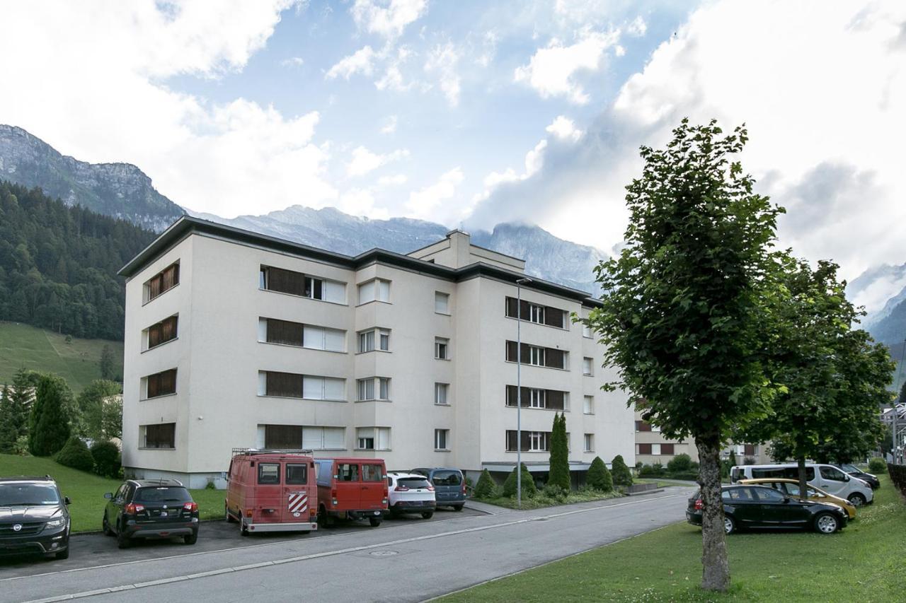 Spirit Apartments - Studio 2 - Kueche - Parkplatz Engelberg Kültér fotó